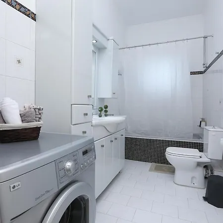Nuvola Apartment Antipernoi