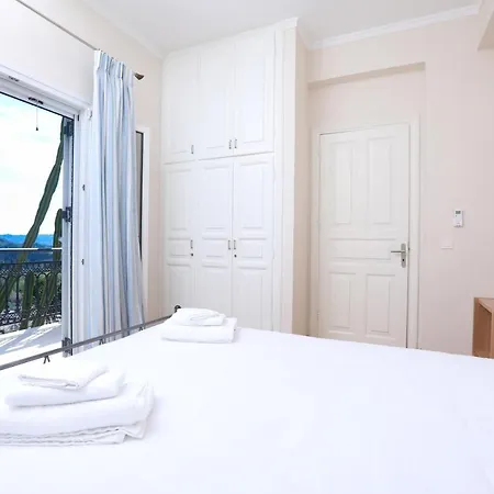Nuvola Apartment Antipernoi